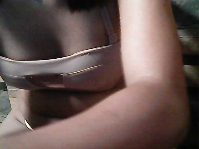 flowerhairypinay's BongaCams show and profile