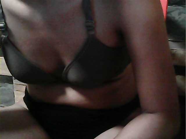 flowerhairypinay's BongaCams show and profile