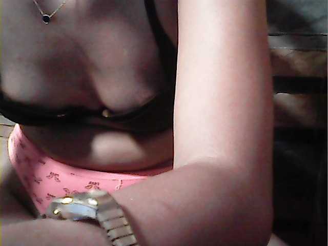 flowerhairypinay's BongaCams show and profile