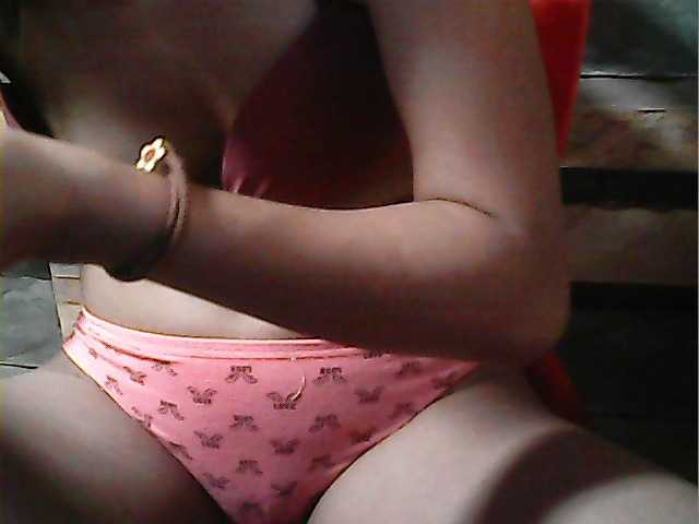 flowerhairypinay's BongaCams show and profile