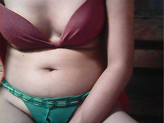 flowerhairypinay's BongaCams show and profile