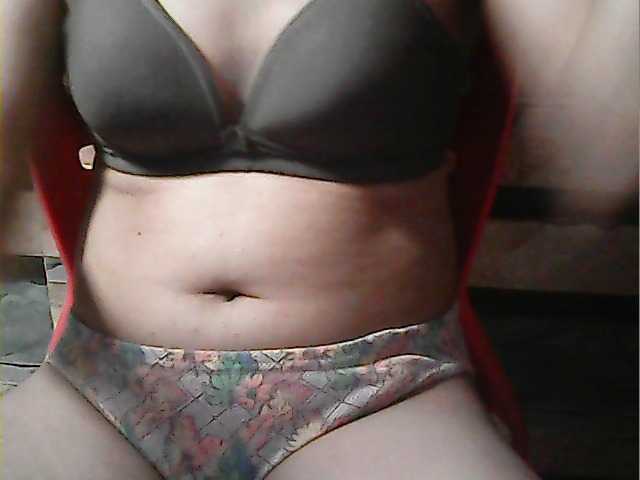 flowerhairypinay's BongaCams show and profile