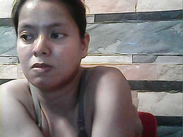 flowerhairypinay's BongaCams show and profile