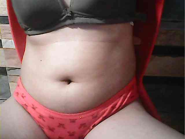 HornyNica webcam