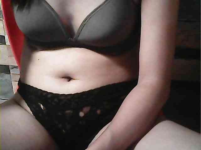 HornyNica webcam