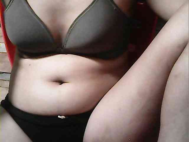 HornyNica webcam