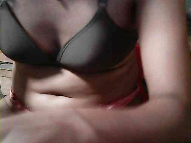 HornyNica webcam