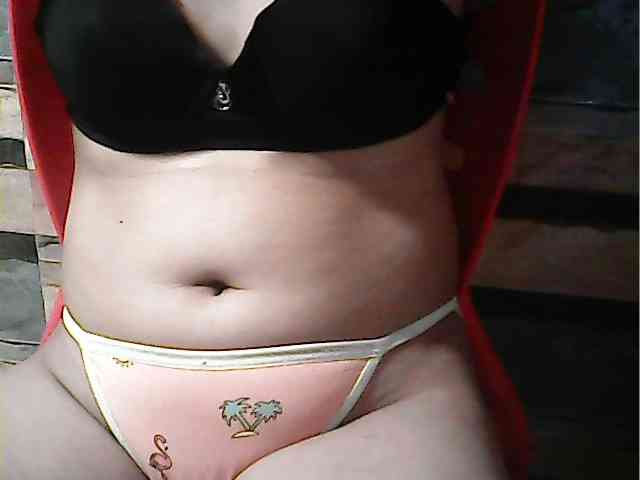 HornyNica webcam