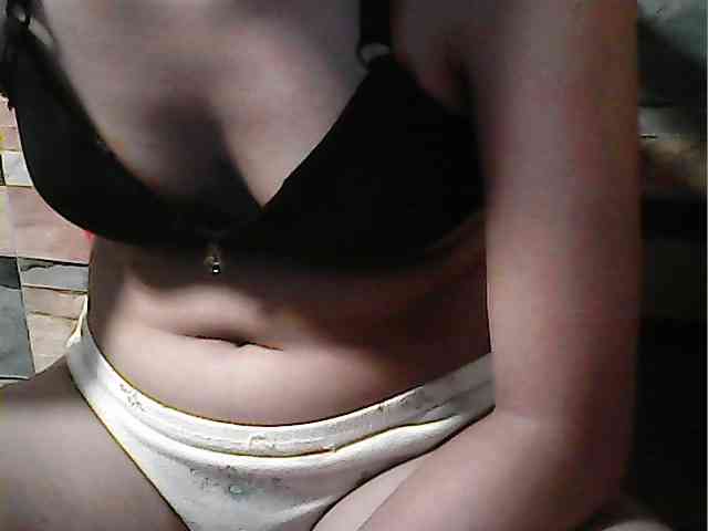 HornyNica webcam