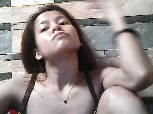 HornyNica webcam