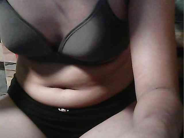HornyNica webcam