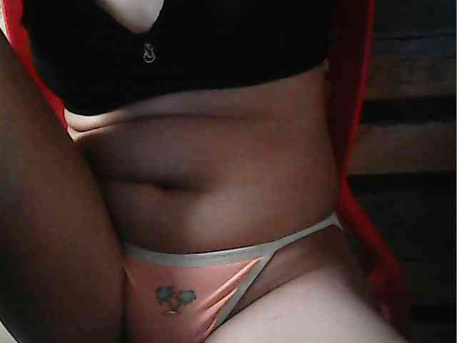 HornyNica webcam