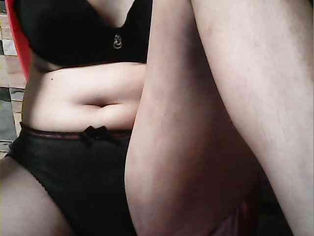 HornyNica webcam