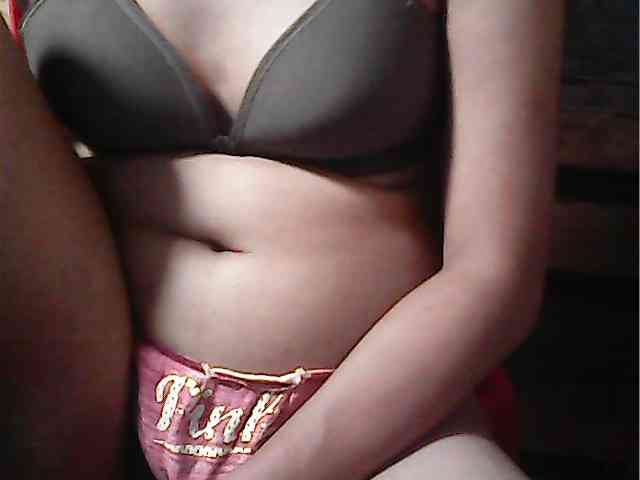 HornyNica webcam