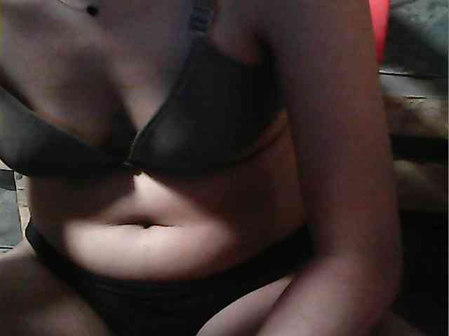 flowerhairypinay Live Webcam on BongaCams