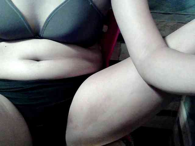 HornyNica webcam