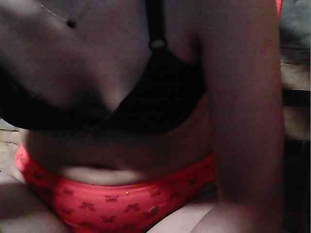 HornyNica webcam
