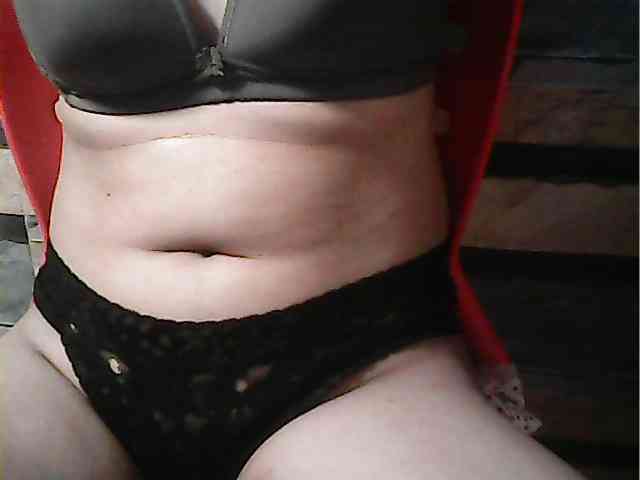 HornyNica webcam