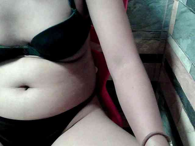 HornyNica webcam