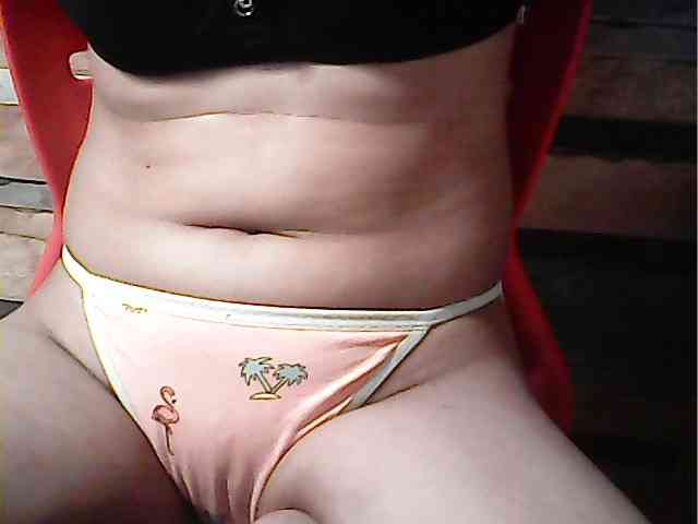 HornyNica webcam