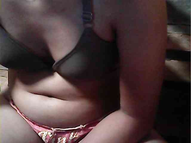 HornyNica webcam