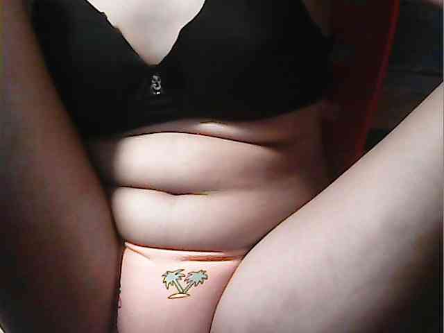 HornyNica webcam