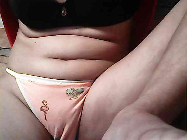 HornyNica webcam