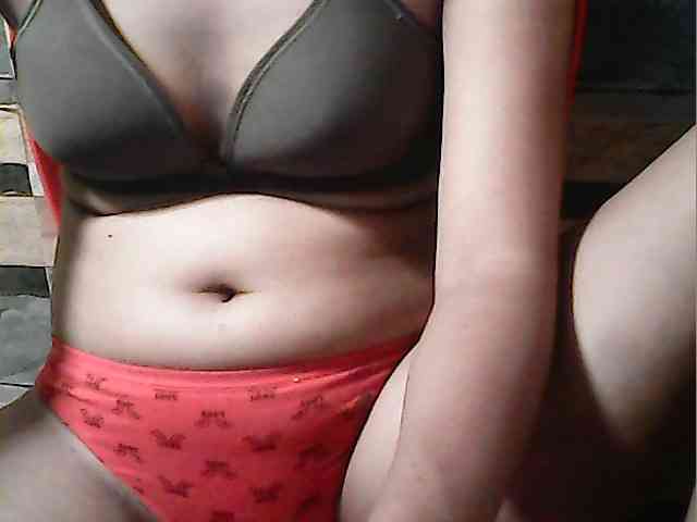HornyNica webcam