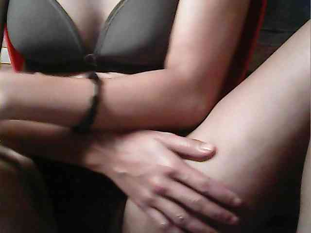 HornyNica webcam