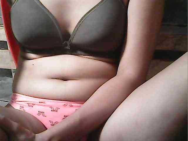 HornyNica webcam