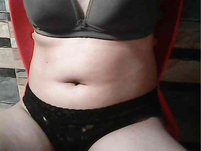 HornyNica webcam