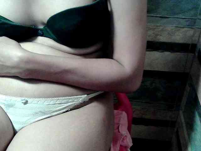HornyNica webcam