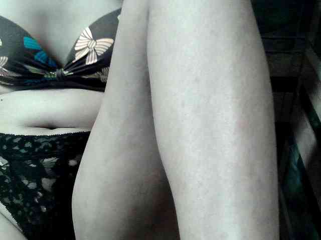 HornyNica webcam