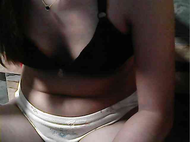 HornyNica webcam