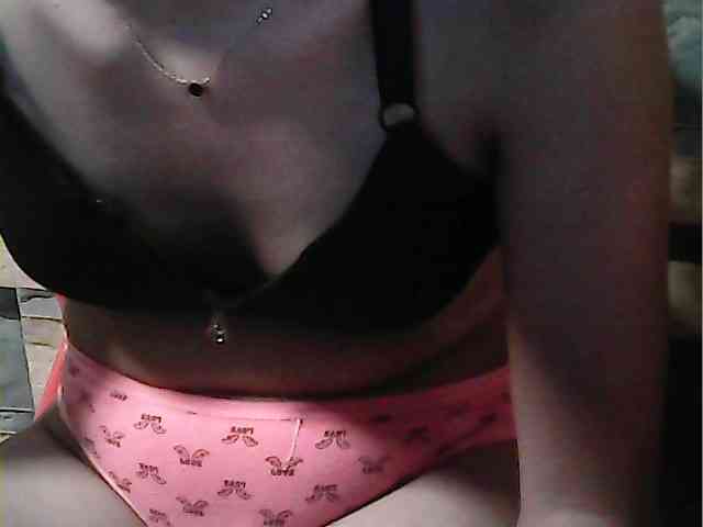 HornyNica webcam