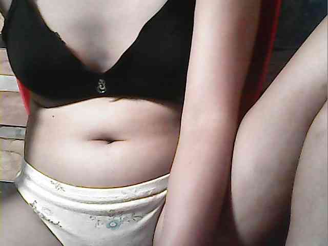 HornyNica webcam
