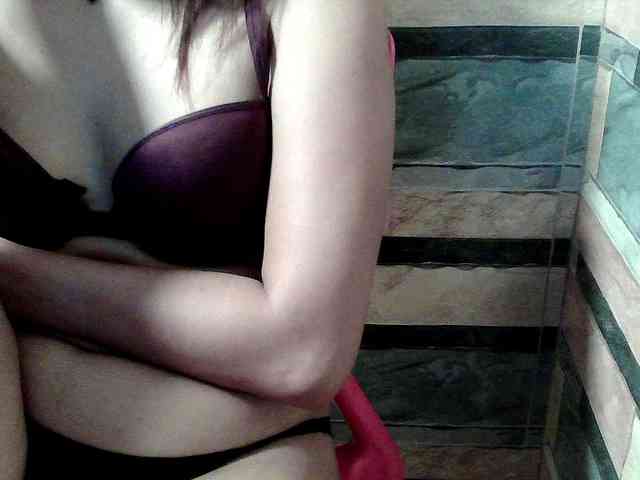HornyNica webcam
