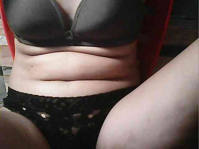 HornyNica webcam