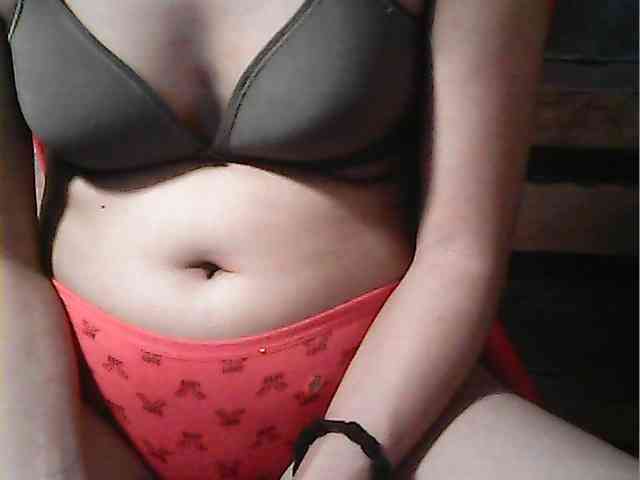 HornyNica webcam