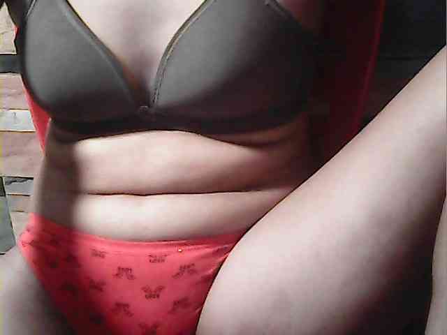 HornyNica webcam