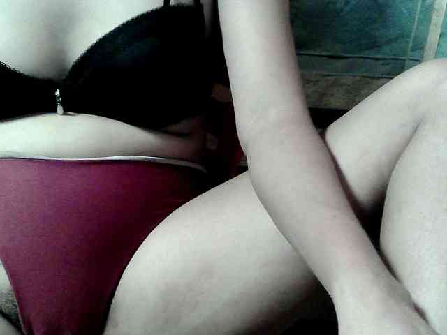 HornyNica webcam