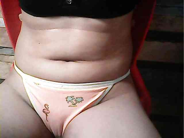 HornyNica webcam