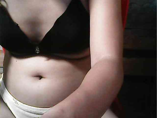 HornyNica webcam