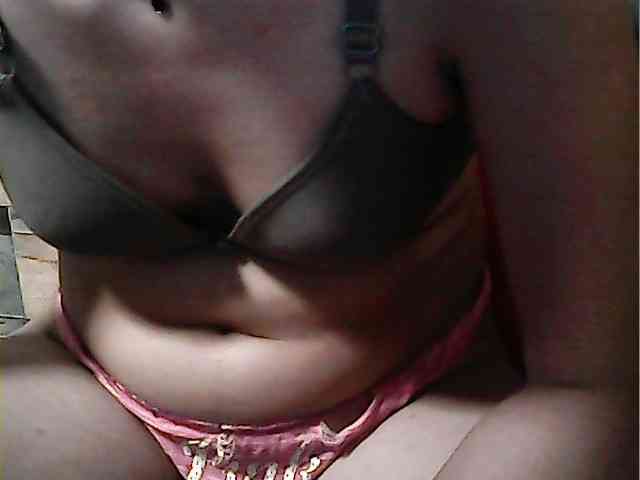 HornyNica webcam
