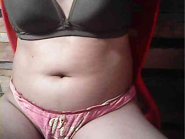 HornyNica webcam