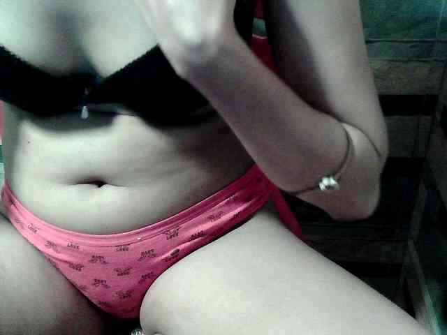 HornyNica webcam
