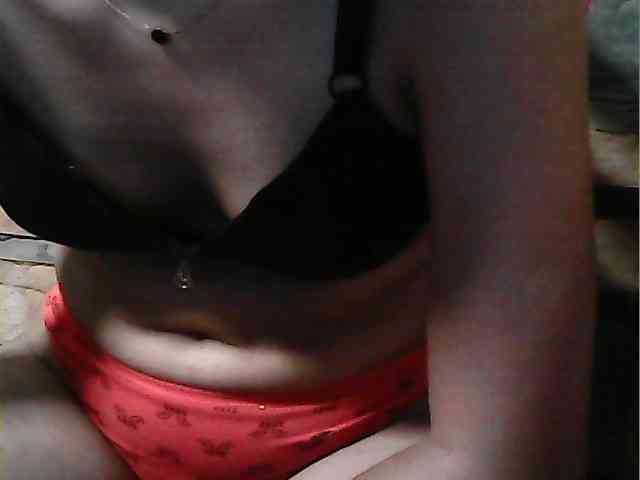 HornyNica webcam
