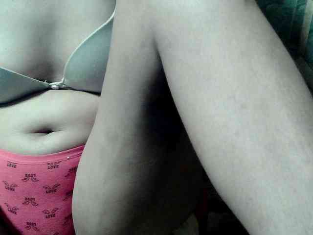 HornyNica webcam