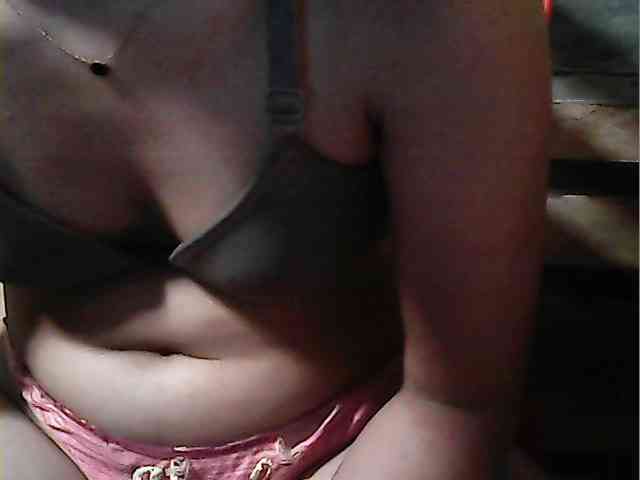 HornyNica webcam