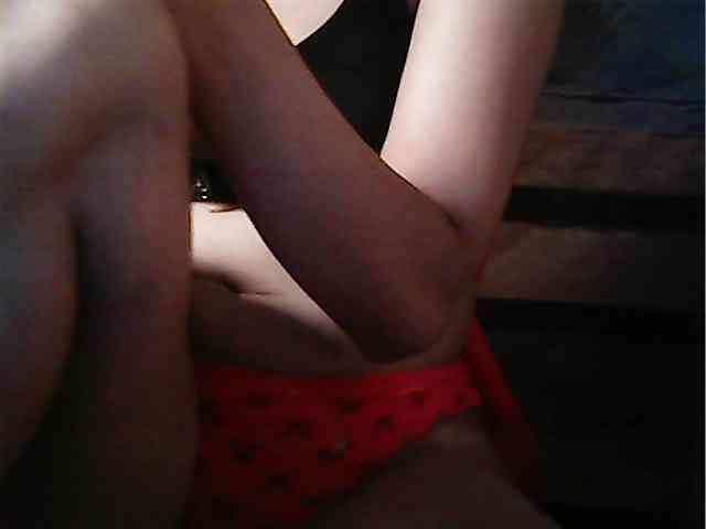 HornyNica webcam